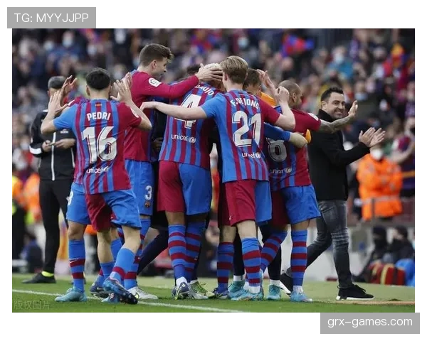 加维与哈维持续精进中场技艺，树立年轻球员典范与创新标杆